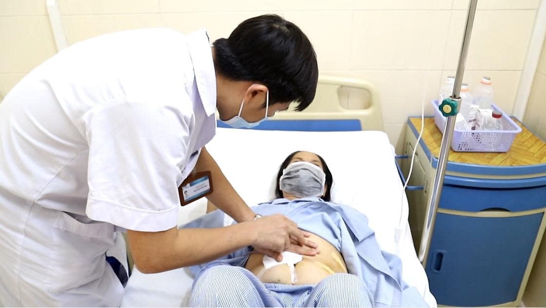 Bệnh nhân tầm soát ung thư dạ dày tại bệnh viện K từ dấu hiệu chóng mặt ban đầu.