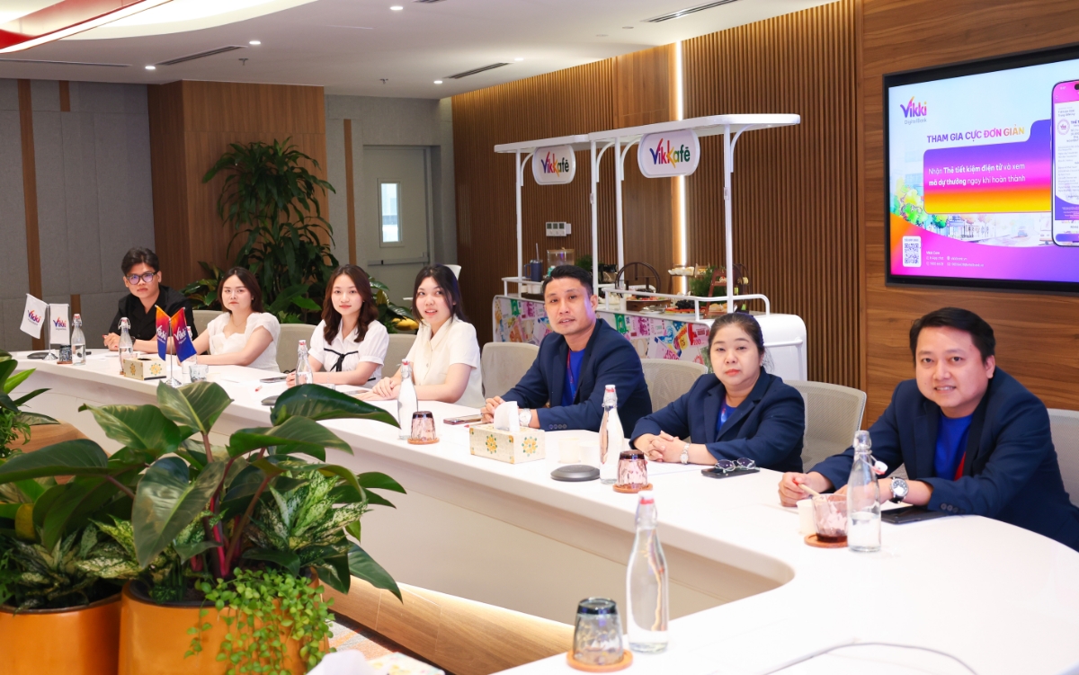 Sự kiện có sự tham dự của đại diện Bộ Công thương cùng nhiều khách hàng trực tiếp đến theo dõi.