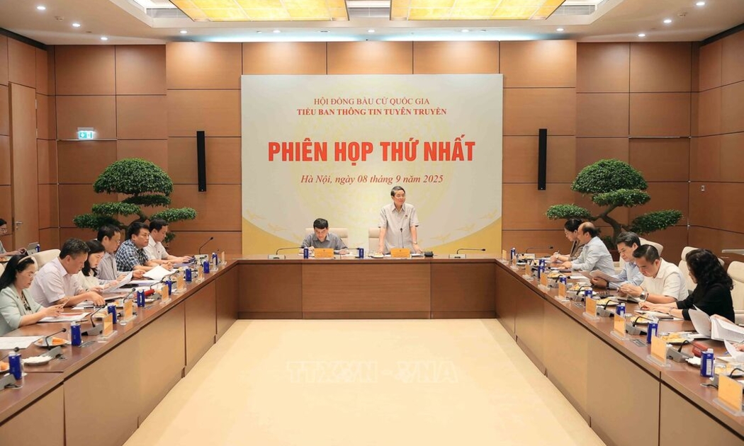 Phiên họp lần thứ nhất Tiểu ban Thông tin tuyên truyền Hội đồng Bầu cử quốc gia. Ảnh: TTXVN