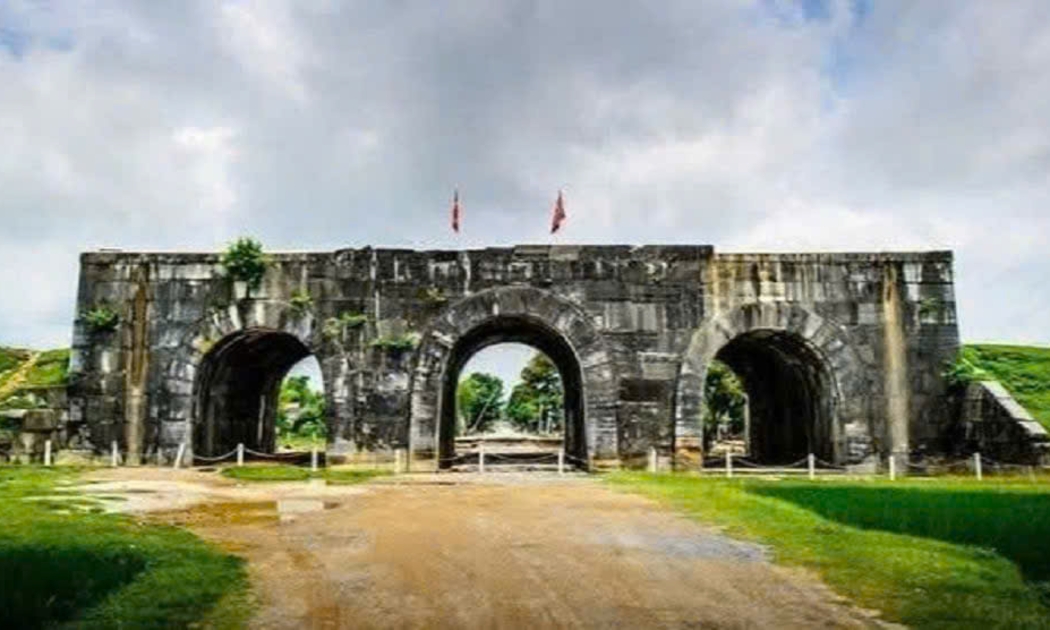 Thành nhà Hồ