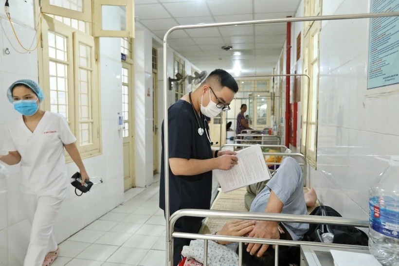 Bệnh nhân sốt xuất huyết