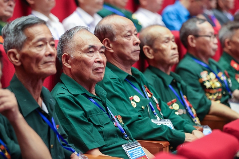 Quỹ Đền ơn đáp nghĩa góp phần thực hiện các hoạt động chăm lo cho người có công. Ảnh: Mạnh Dũng.