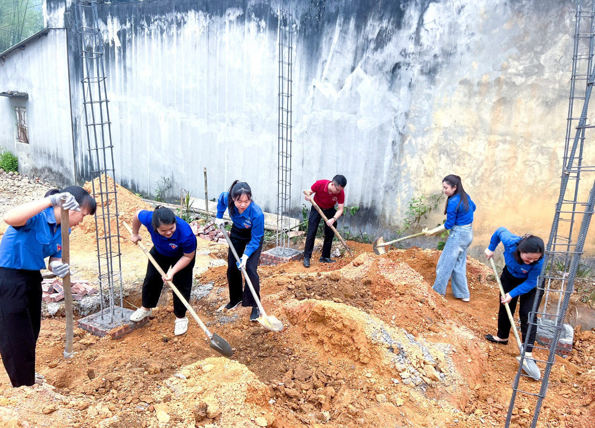Xóa nhà tạm, nhà dột nát được cả hệ thống chính trị của huyện Chiêm Hóa, tỉnh Tuyên Quang quyết liệt triển khai trong thời gian qua.