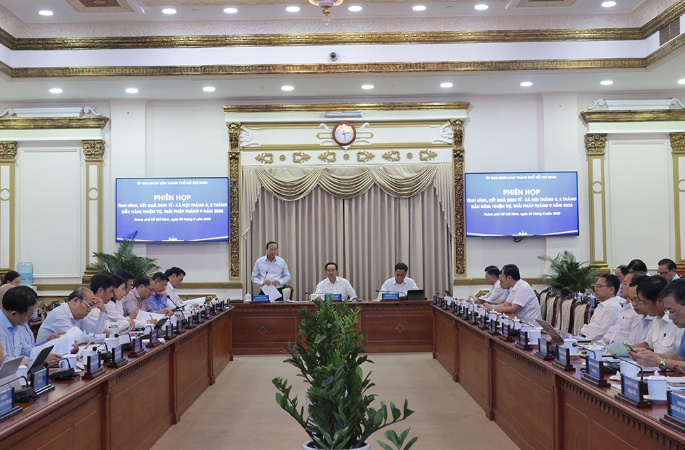 Toàn cảnh phiên họp - Ảnh: Cổng thông tin điện tử TP.HCM.