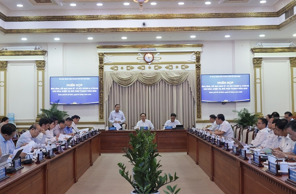Toàn cảnh phiên họp - Ảnh: Cổng thông tin điện tử TP.HCM.