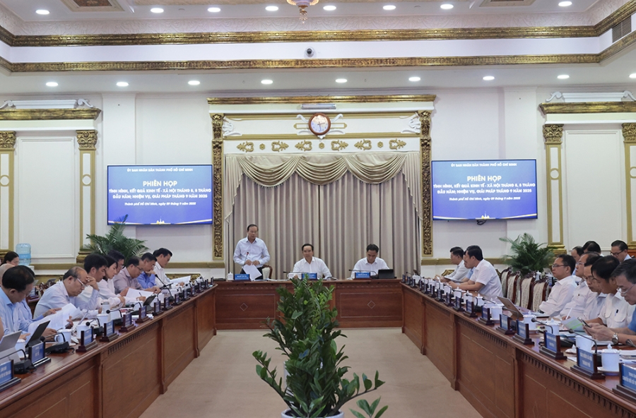 Toàn cảnh phiên họp - Ảnh: Cổng thông tin điện tử TP.HCM.