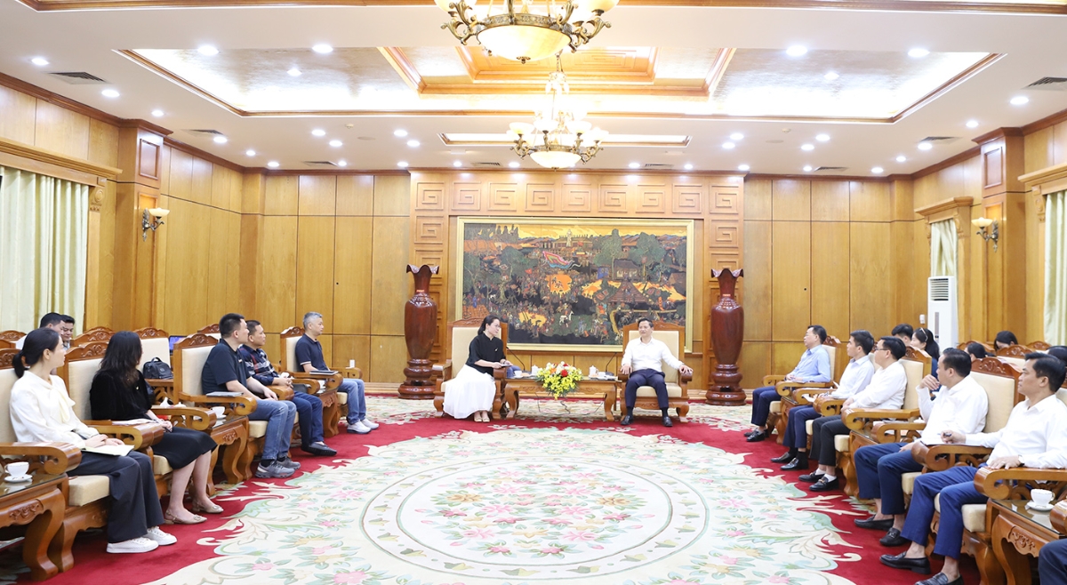 Chủ tịch UBND tỉnh Bắc Ninh Vương Quốc Tuấn làm việc với Đoàn doanh nghiệp Trung Quốc đến tìm hiểu cơ hội hợp tác đầu tư tại tỉnh Bắc Ninh.