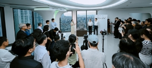 Ra mắt Tượng Satoshi thứ 5 trên thế giới và không gian triển lãm Blockchain Gallery