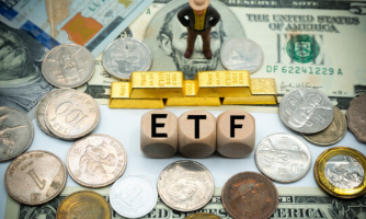 Hai quỹ ETF ngoại quy mô 25.000 tỷ sắp mua vào hàng loạt cổ phiếu ngân hàng, chứng khoán
