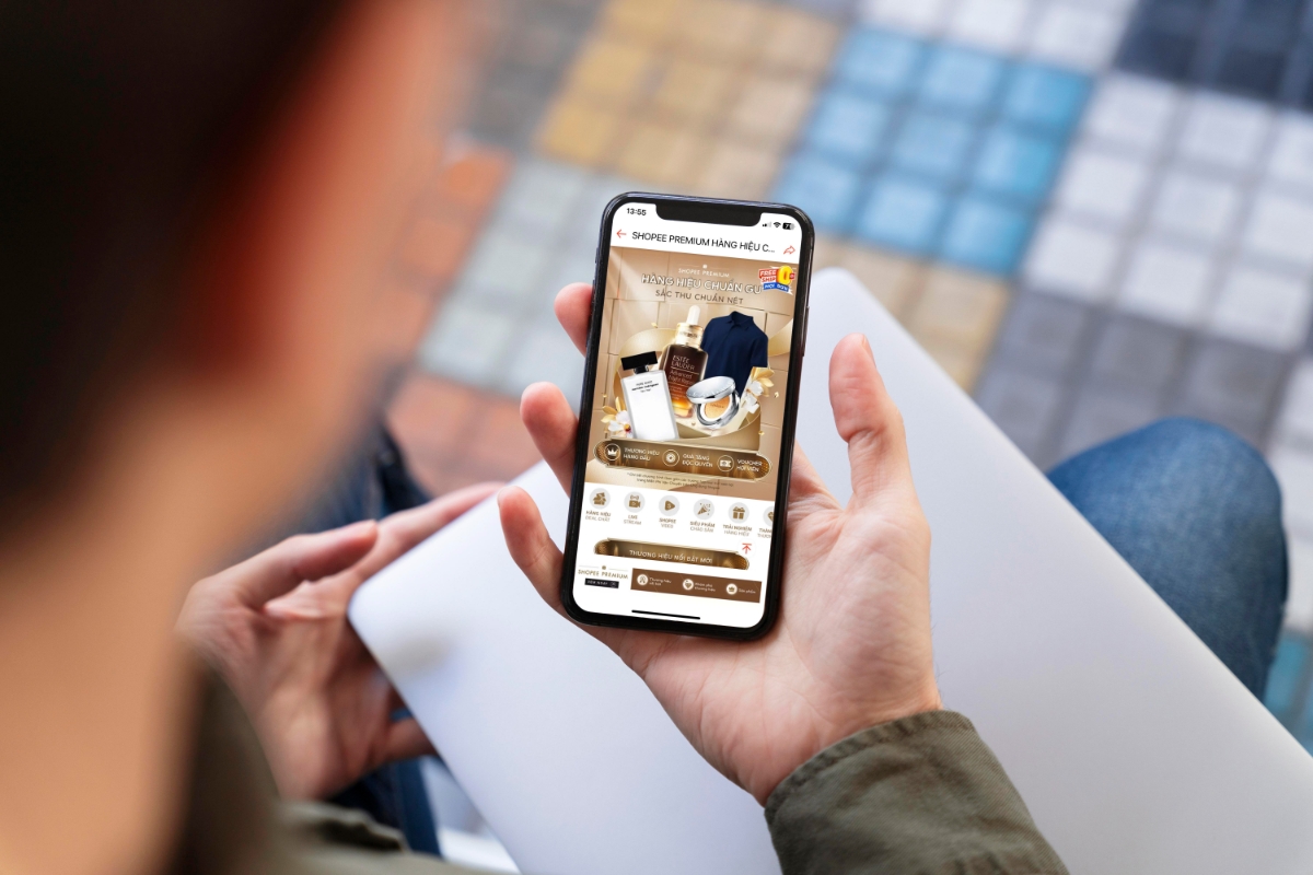 Người tiêu dùng có thể tìm thấy nhiều thương hiệu cao cấp quốc tế tại Shopee Premium.