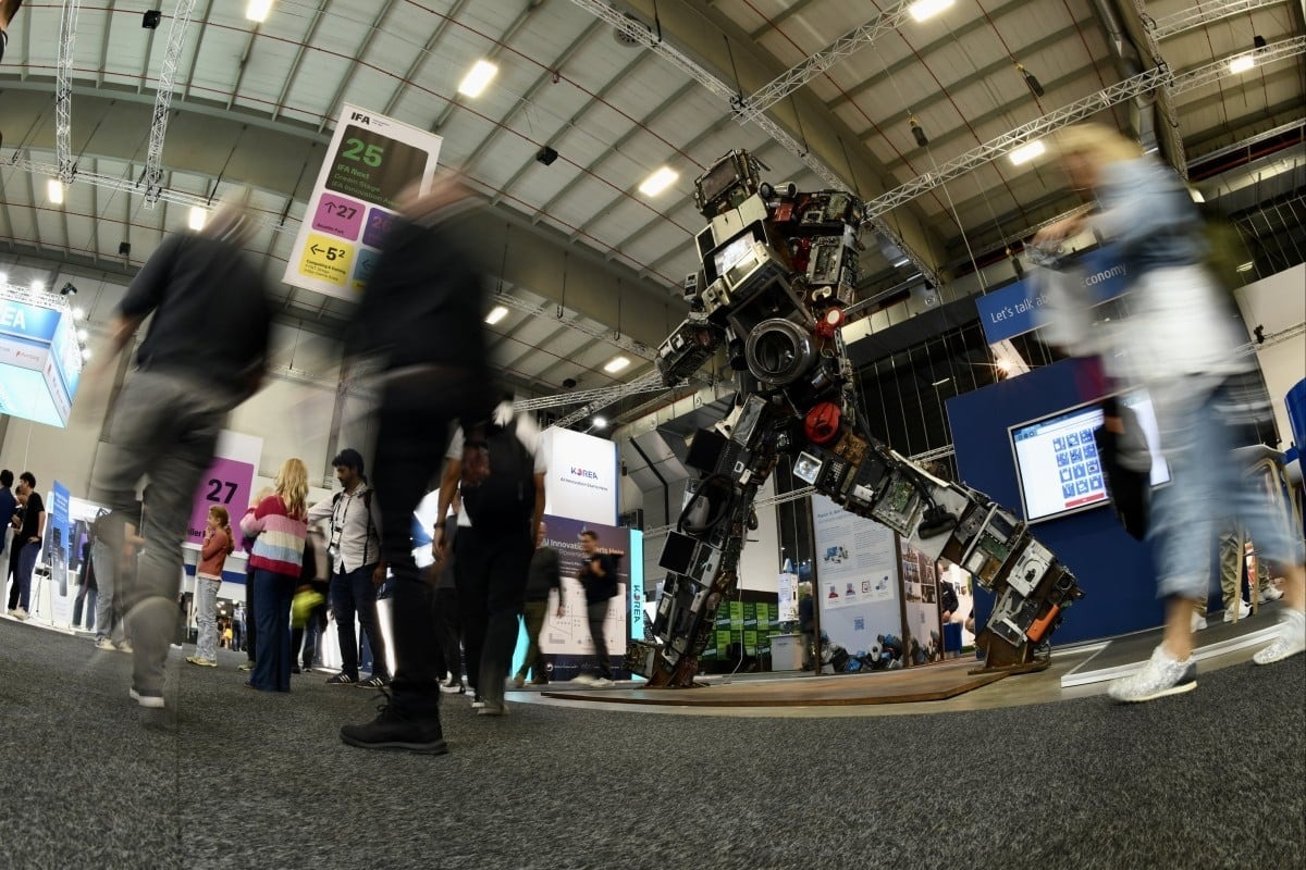 Tại IFA Berlin 2025, ít nhất bảy thương hiệu Trung Quốc – từ Roborock, Ecovacs, Dreame đến Anker – đồng loạt ra mắt sản phẩm robot hút bụi