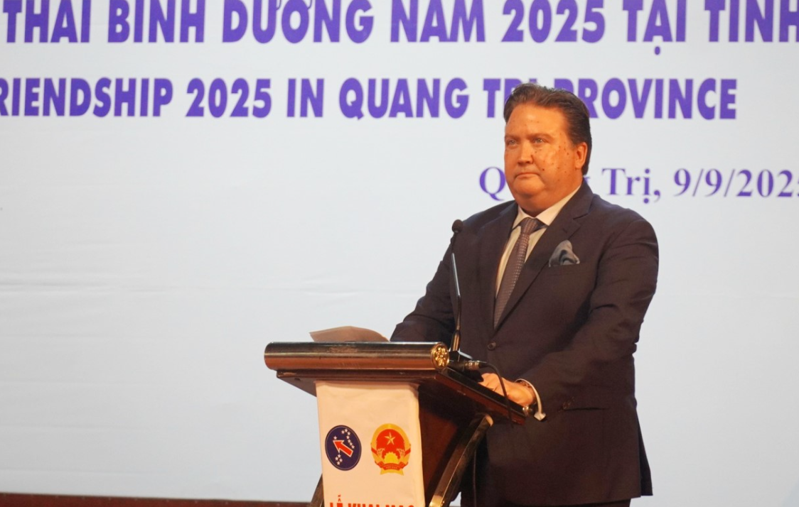 Đại sứ Hoa Kỳ tại Việt Nam Marc Evans Knapper phát biểu tại chương trình