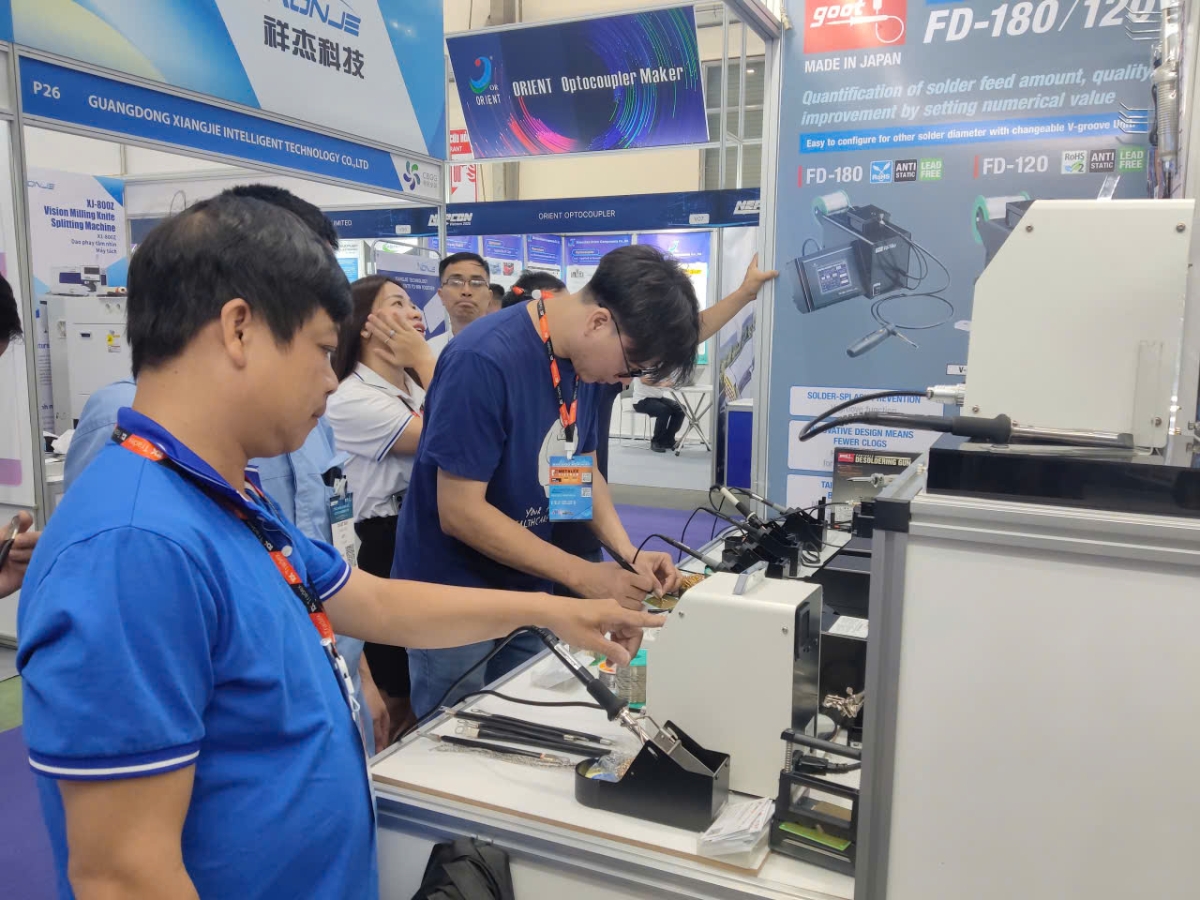 Triển lãm thu hút trên 300 thương hiệu công nghệ tham gia trưng bày.