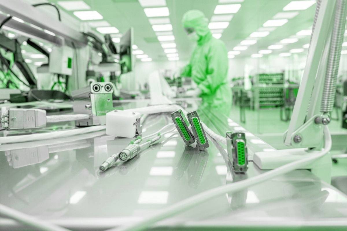 Trong lĩnh vực sản xuất điện tử và bán dẫn, phòng sạch là yếu tố then chốt. Ảnh minh họa