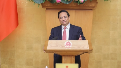 PM Pham Minh Chinh asks for more progressive implementation of major transport projects
