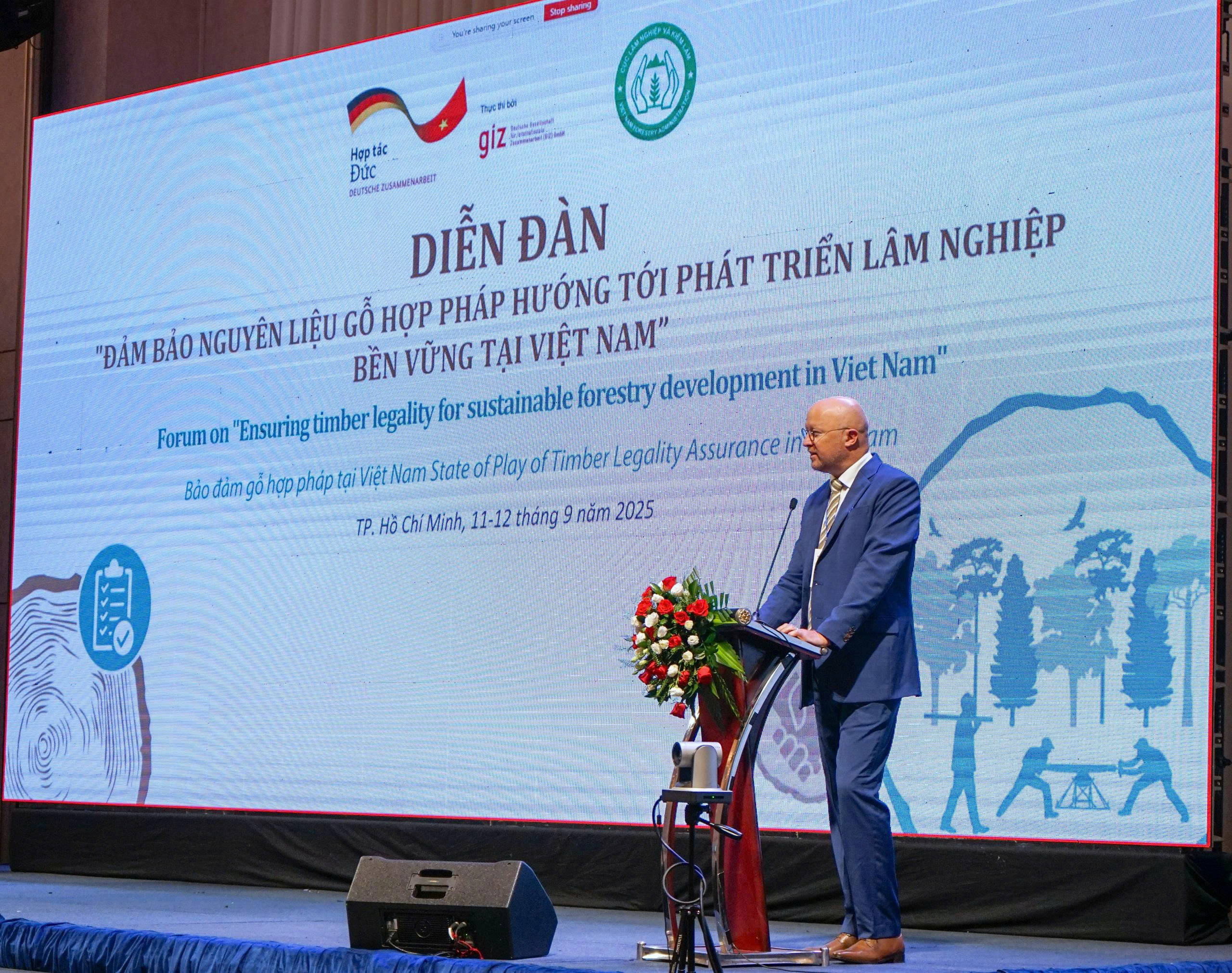 Ông Cyril Loisel: "Kỳ vọng trong năm tới, các bước cuối cùng sẽ hoàn tất để cho phép Việt Nam cấp giấy chứng nhận FLEGT".