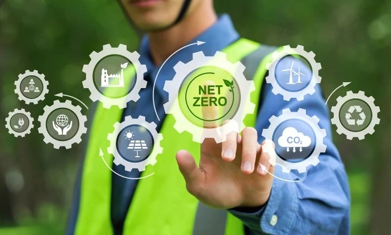 Số công ty đặt ra cả mục tiêu ngắn hạn và mục tiêu phát thải ròng bằng 0 (Net Zero) đã tăng tới 227%. Ảnh minh họa.