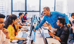 Ngành công nghệ Ấn Độ trước sóng gió nếu Mỹ áp thuế đối với dịch vụ gia công phần mềm