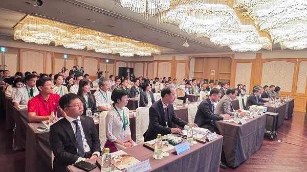 Toàn cảnh hội nghị xúc tiến.