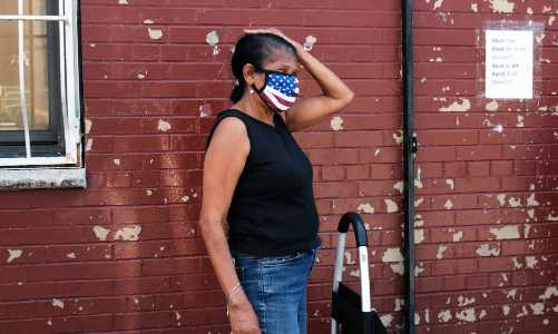 Thuế quan có thể đẩy gần 1 triệu người Mỹ rơi vào cảnh nghèo