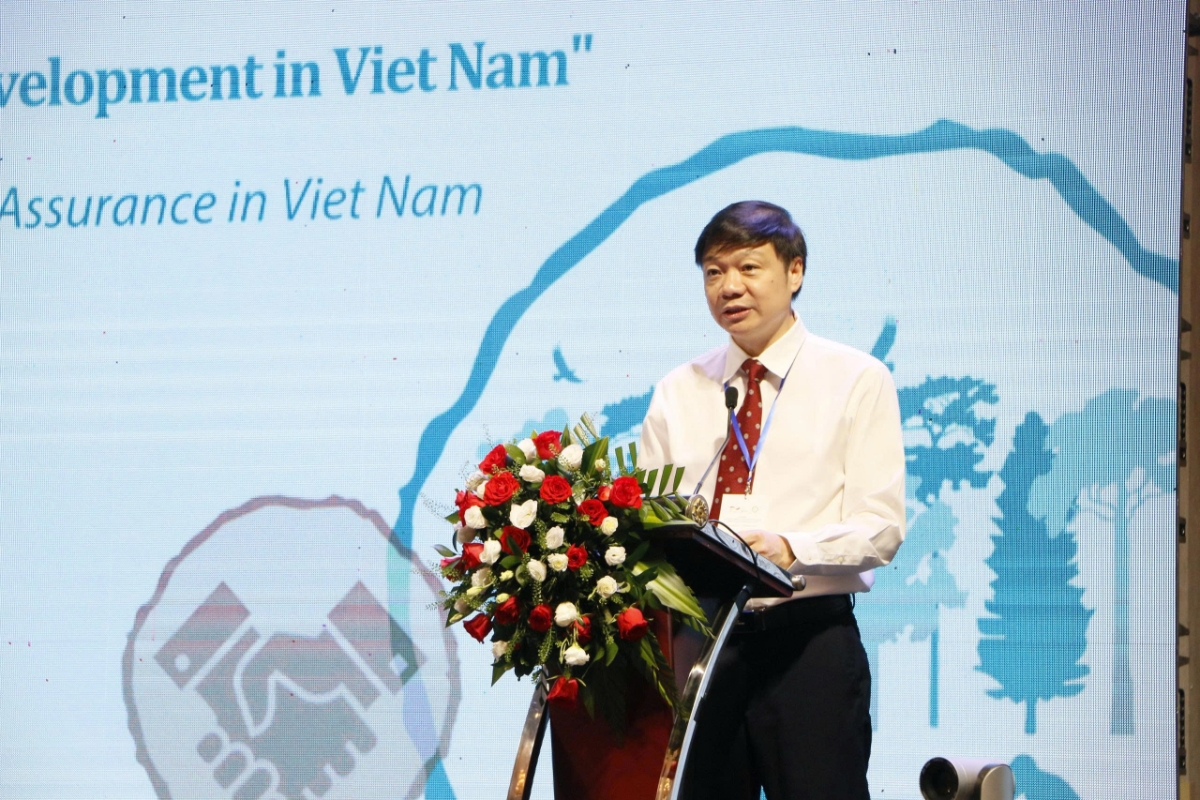 Ông Trần Quang Bảo: 