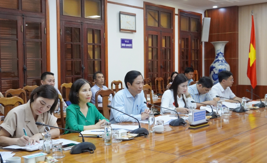 Các đại biểu tỉnh Quảng Trị tham dự buổi làm việc.