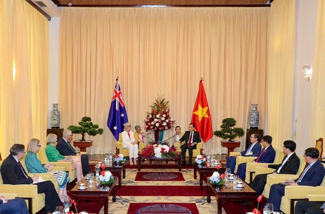 Toàn quyền Australia đánh giá cao tiềm năng và sự phát triển năng động của Thành phố Hồ Chí Minh.