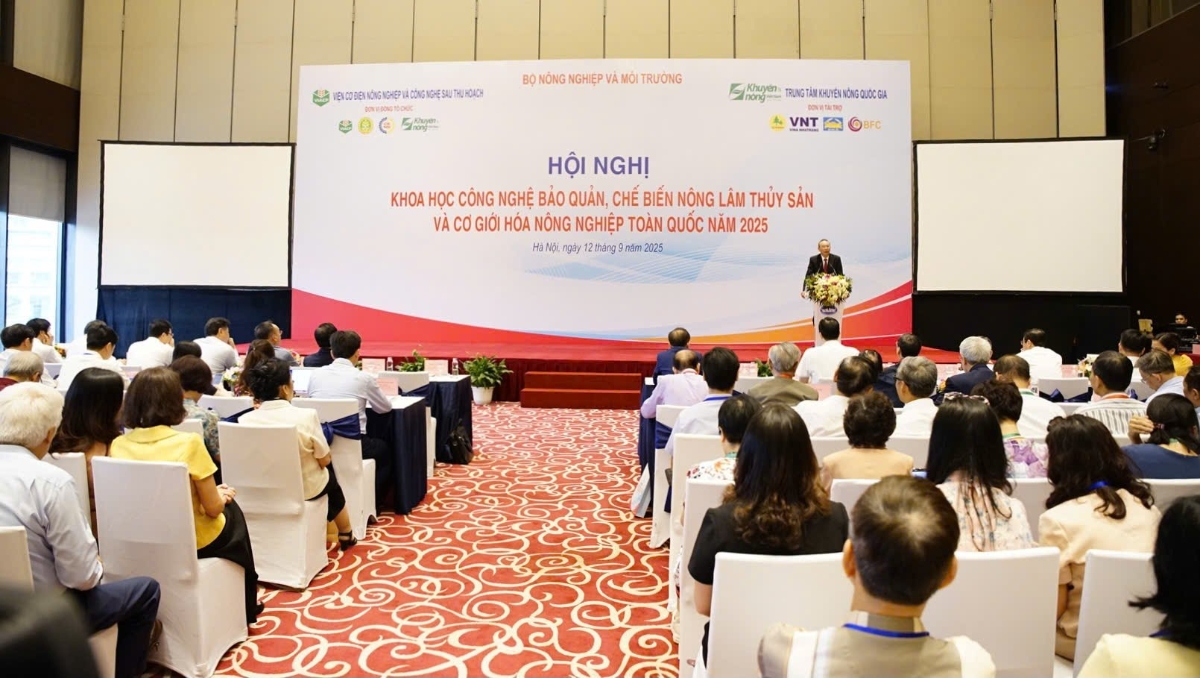 Quang cảnh hội nghị