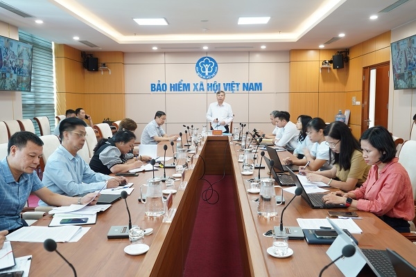 Phó Giám đốc Nguyễn Đức Hòa định hướng chỉ đạo tại hội nghị. Ảnh: BHXH Việt Nam.