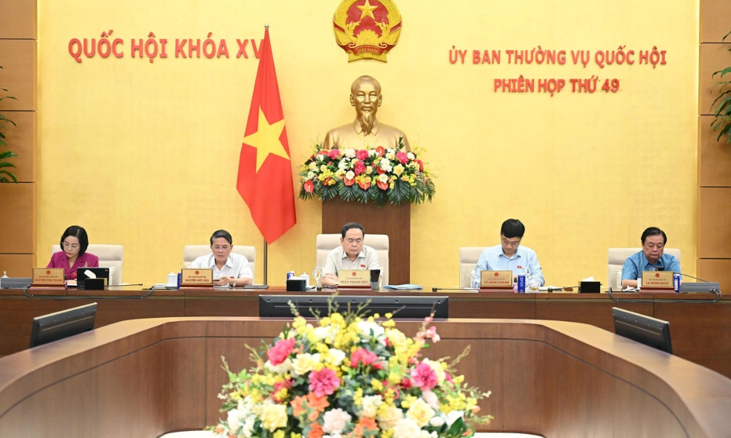 Các thành viên Uỷ ban Thường Vụ Quốc hội dự phiên họp. Ảnh: Quốc hội.