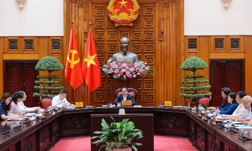 Thủ tướng yêu cầu tài khóa “chia lửa” với chính sách tiền tệ để giữ ổn định vĩ mô