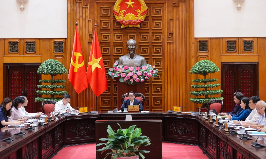 Thủ tướng Phạm Minh Chính chủ trì cuộc họp chiều 12/9 (Ảnh: VGP/Nhật Bắc)