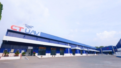 CT UAV unveils awe-inspiring, self-evolving composite molding plant