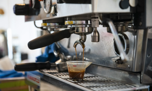 Người Mỹ uống cà phê ở mức giá cao chưa từng thấy