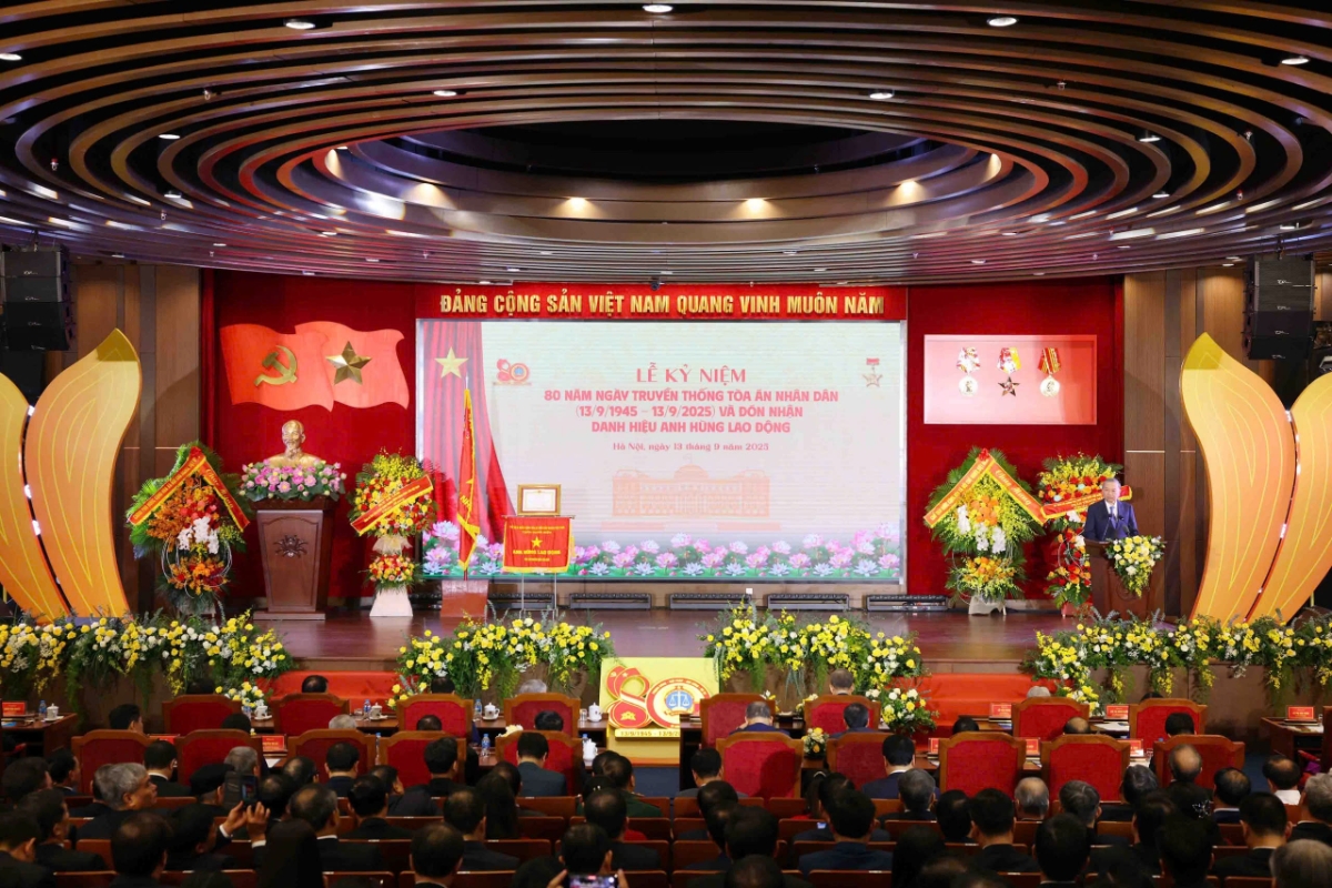 Quang cảnh lễ kỷ niệm.