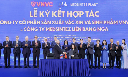 Nhà máy Vaccine và sinh phẩm VNVC và Công ty dược phẩm Medsintez (Liên bang Nga) ký kết hợp tác