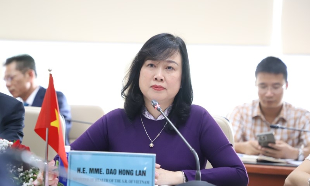 Bộ trưởng Bộ Y tế Đào Hồng Lan tại hội đàm với Bộ Y tế Liên bang Nga. Ảnh: MOH.