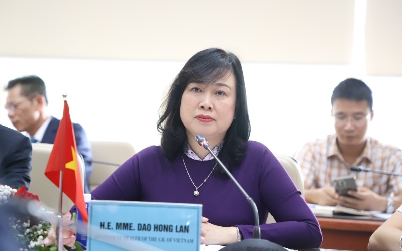 Bộ trưởng Bộ Y tế Đào Hồng Lan tại hội đàm với Bộ Y tế Liên bang Nga. Ảnh: MOH.