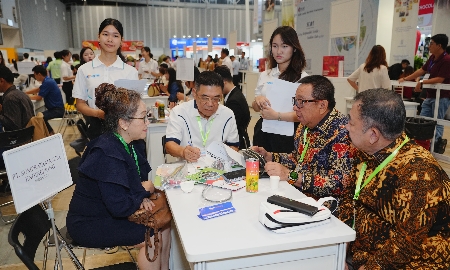 Xuất khẩu ngành hàng Việt Nam: Từ “điểm chạm” đến “cầu nối chiến lược phân phối toàn cầu”