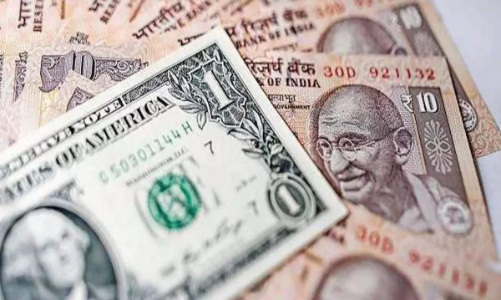 Đồng rupee Ấn Độ suy yếu vì thuế quan Mỹ