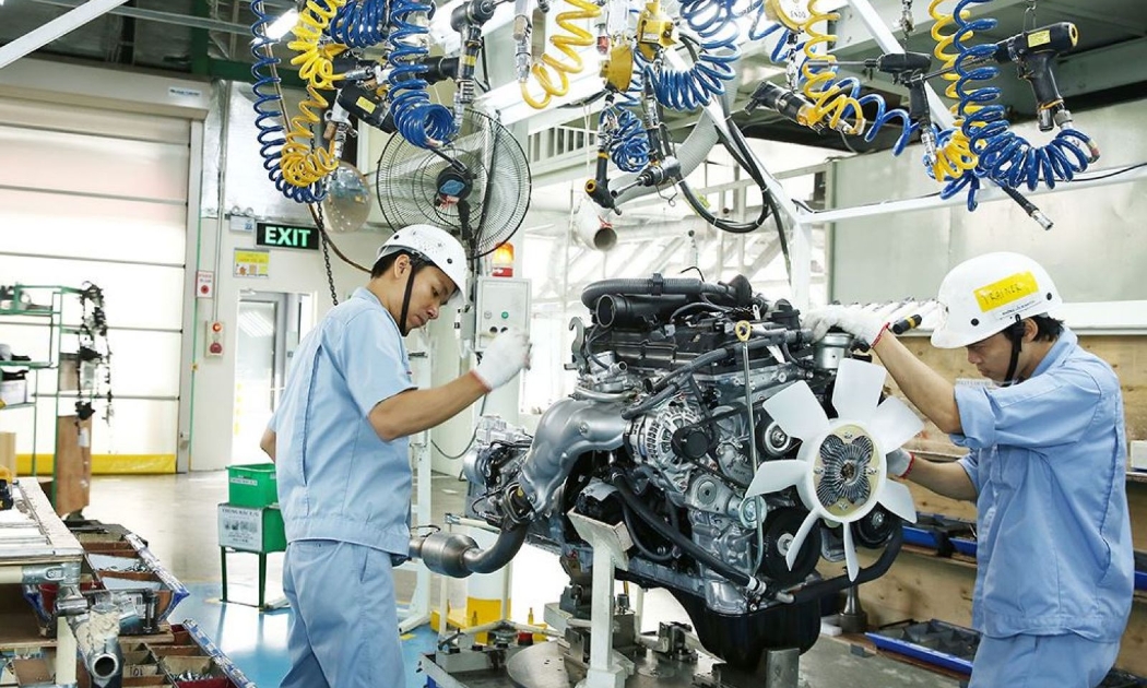 Việt Nam thiếu nguồn nguyên liệu cho phát triển công nghiệp.