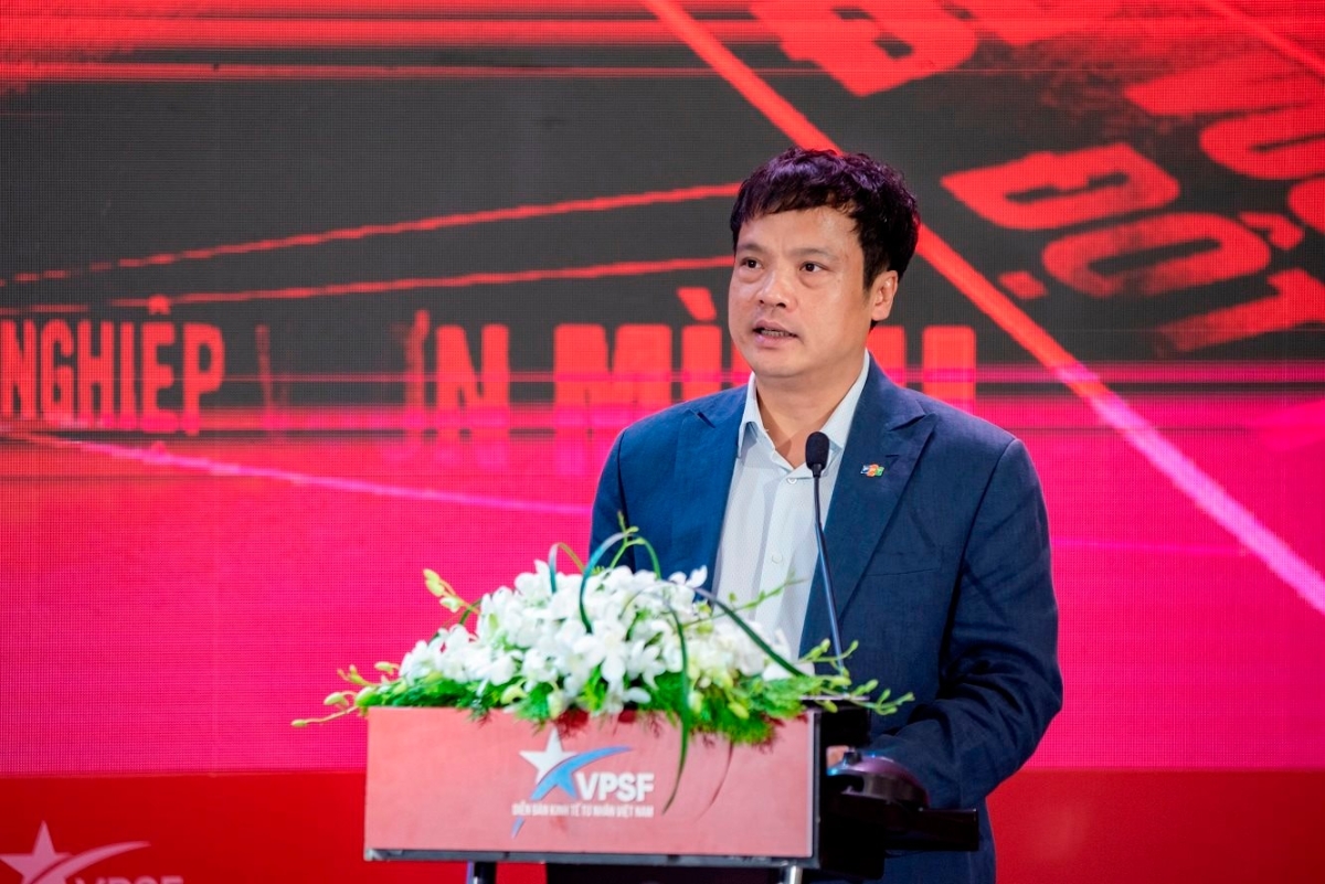 Ông Nguyễn Văn Khoa, Phó Chủ tịch Hội Doanh nhân trẻ Việt Nam, Chủ tịch Hiệp hội Phần mềm và Dịch vụ Công nghệ thông tin Việt Nam, Tổng Giám đốc Tập đoàn FPT - Ảnh: Thái Quỳnh.  