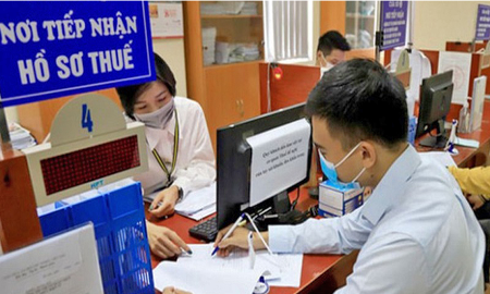 Kiến nghị hạ trần thuế thu nhập cá nhân xuống 25% và nâng ngưỡng bậc cao nhất lên 200 triệu đồng