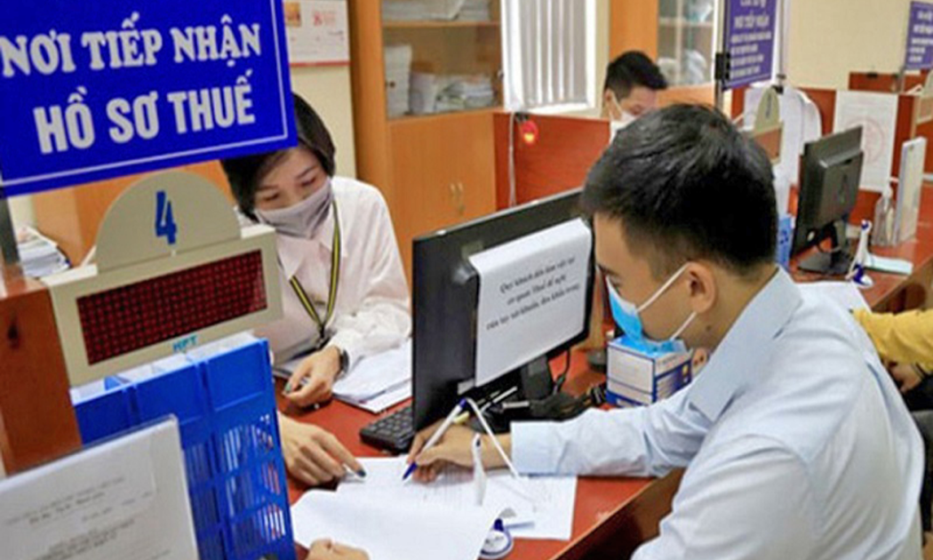 Kiến nghị hạ trần thuế thu nhập cá nhân xuống 25% 