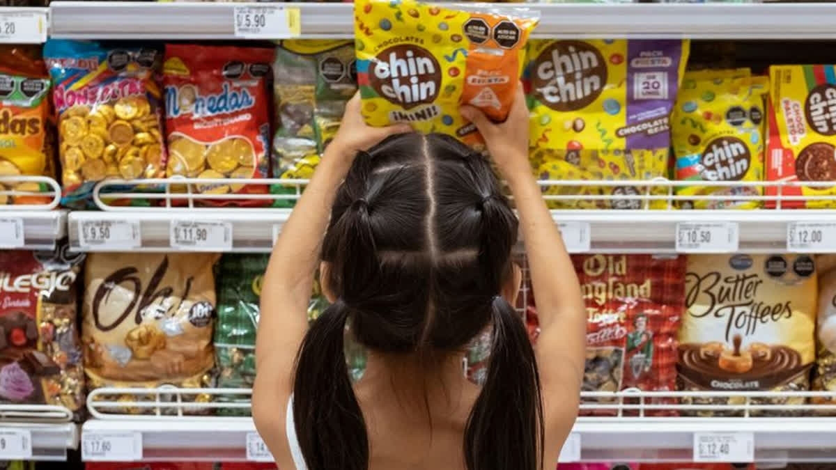 Trẻ em Việt Nam tiêu thụ trung bình 30 - 40g đường mỗi ngày, vượt xa khuyến nghị của WHO.