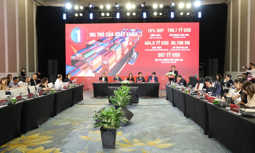 Phiên đối thoại của Diễn đàn Kinh tế tư nhân Việt Nam 2025 (VPSF 2025).