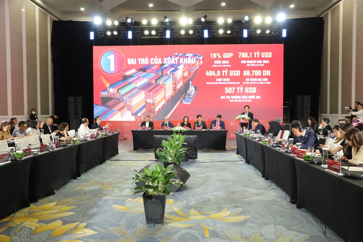 Phiên đối thoại của Diễn đàn Kinh tế tư nhân Việt Nam 2025 (VPSF 2025).