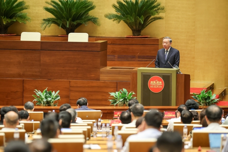 Tổng Bí thư Tô Lâm: Từ nay đến 2030, chúng ta phấn đấu dự phòng công suất tối thiểu 15%, giảm tổn thất điện năng đáng kể - Ảnh VGP.