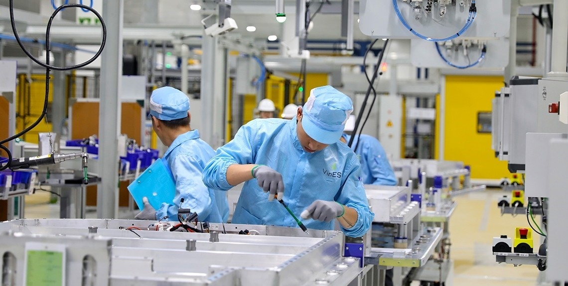Hoạt động sản xuất tại Nhà máy Pin VinES Hà Tĩnh
