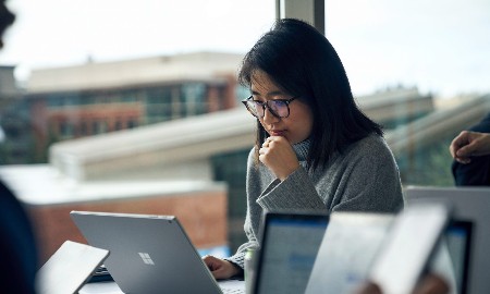 Nhân lực công nghệ số chất lượng cao là nhóm có thu nhập gấp ít nhất 10 lần so với thu nhập bình quân